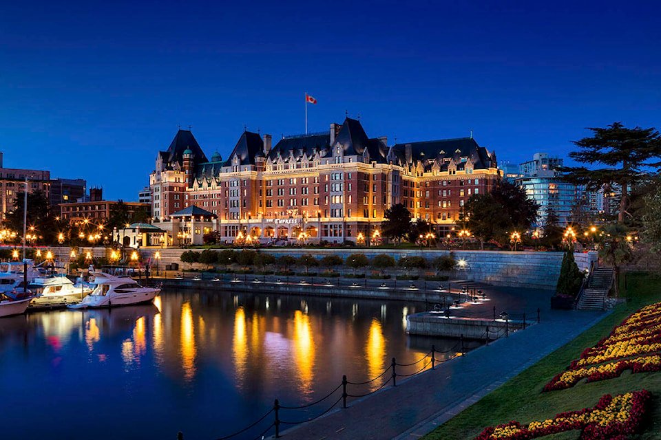 10 best hotels in canada for foreigners